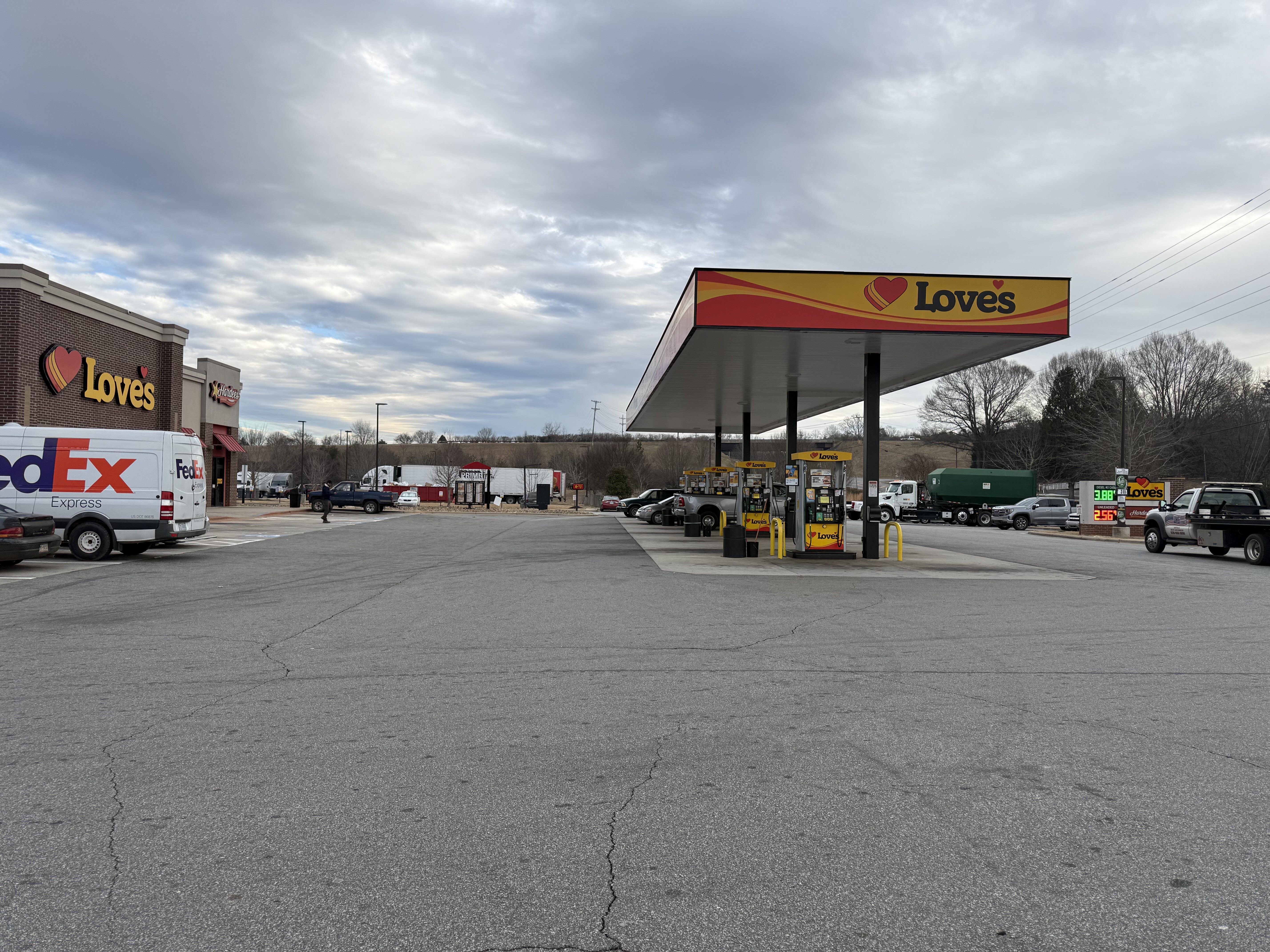 loves-truck-stop-5